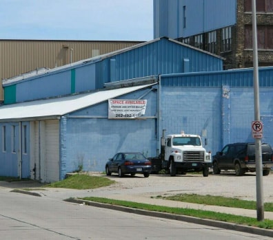 More Photos Of 737 W Cleveland St, Milwaukee Warehouse For Lease