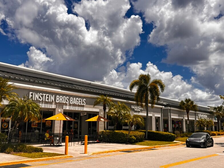 More Photos Of 18201-18391 Pines Blvd, Pembroke Pines Unknown For Lease