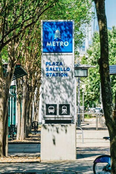 More Photos Of 1515 E Cesar Chavez St, Austin Coworking Space