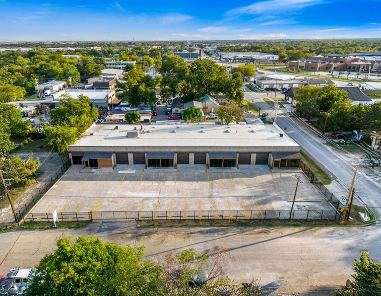 Primary Photo Of 500 S Kealy Ave, Lewisville Industrial For Sale