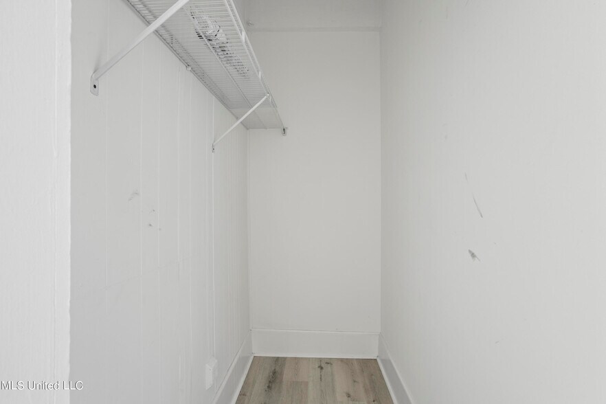 More Photos Of 3406 12th St, Gulfport Specialty For Sale