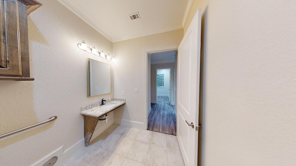 More Photos Of 11023 Northpointe Blvd, Tomball Medical For Sale