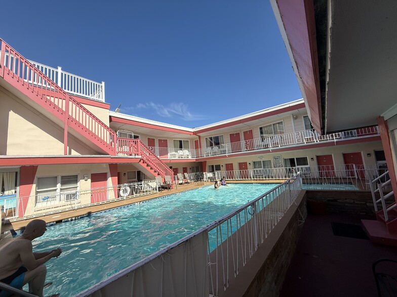 More Photos Of 4711 Atlantic Ave, Wildwood Hotel For Sale