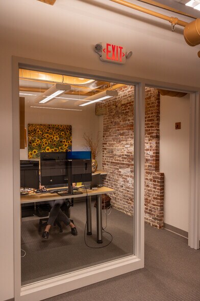 More Photos Of 40R Merrimac St, Newburyport Office For Lease