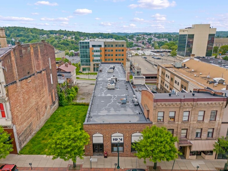More Photos Of 19 N Main St, Washington Storefront For Sale