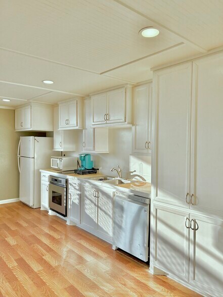 More Photos Of 927 27th St, San Leon Manufactured Housing Mobile Home Park For Sale
