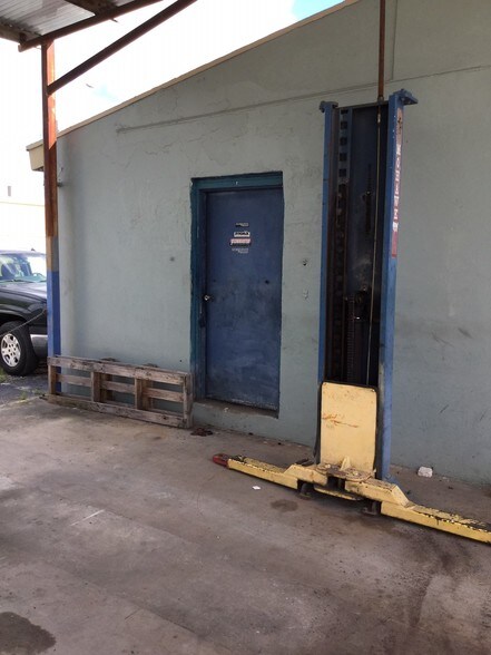 More Photos Of 2600 S State Road 7, Miramar Auto Repair For Sale