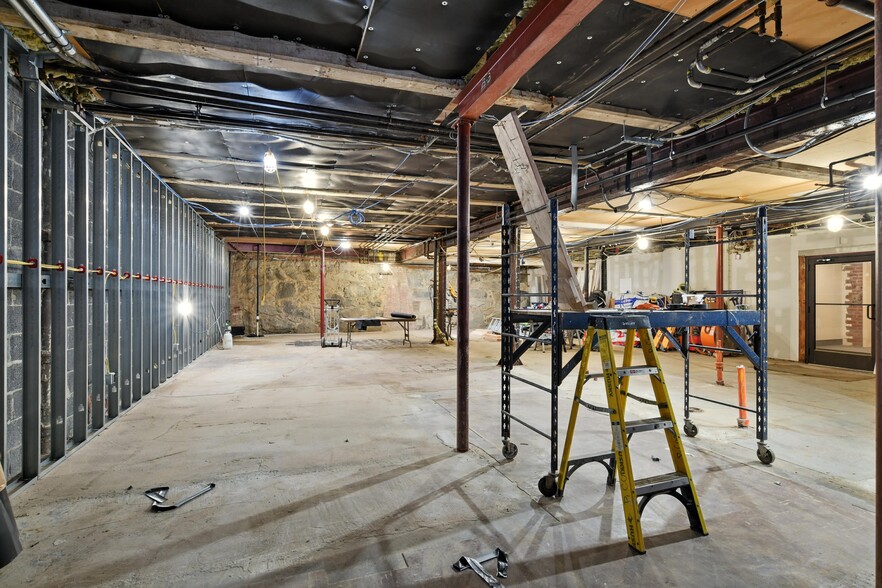 More Photos Of 76-82 Main St, Northampton Office For Lease