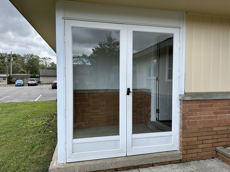 More Photos Of 208 E Island Dr, Eastlake Land For Sale