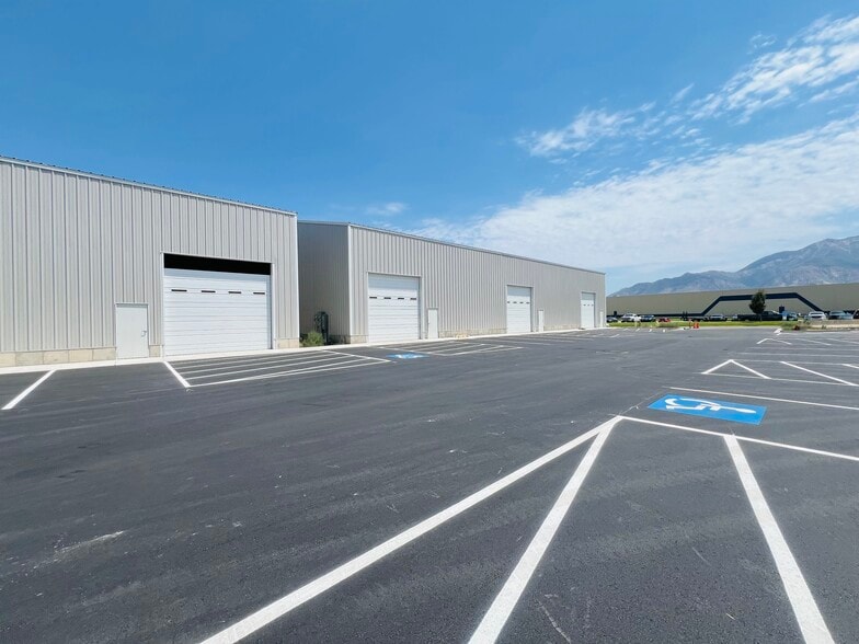 More Photos Of 1438 W 3300 S, Ogden Manufacturing For Lease