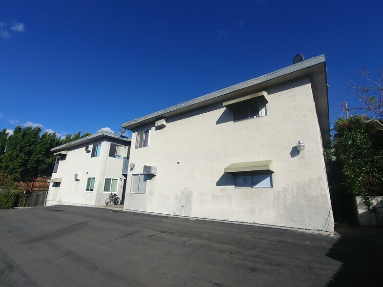 More Photos Of 4032-4034 N Bonita St, Spring Valley Apartments For Sale