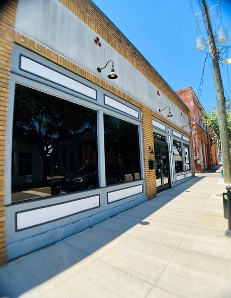 More Photos Of 1710 N 14th St, Tampa Storefront For Lease