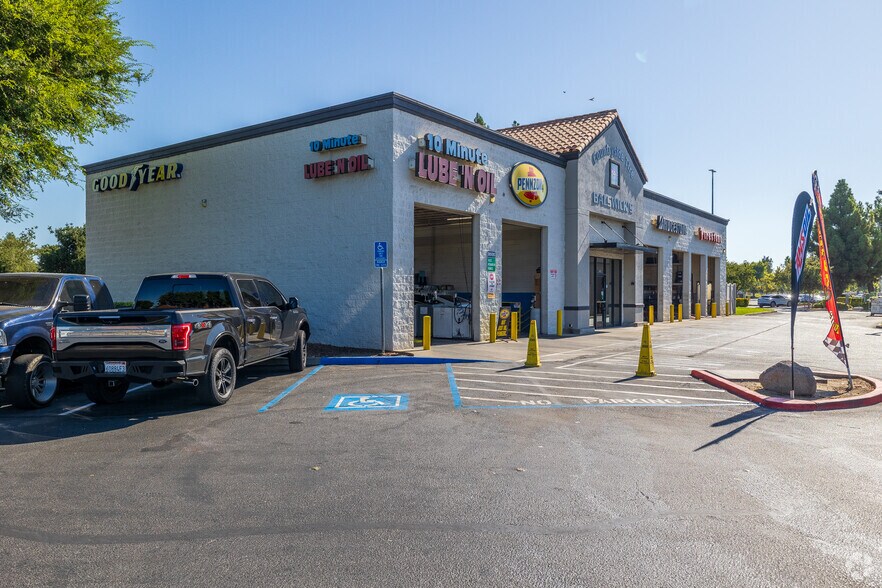 More Photos Of 1645 Countryside Dr, Turlock Unknown For Lease