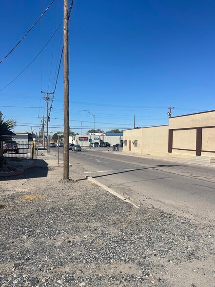 More Photos Of 111-115 Fabens, Fabens Auto Repair For Sale