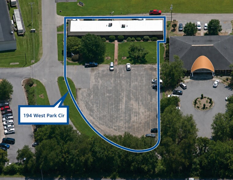 Primary Photo Of 194 W Park Cir, North Wilkesboro Medical For Sale