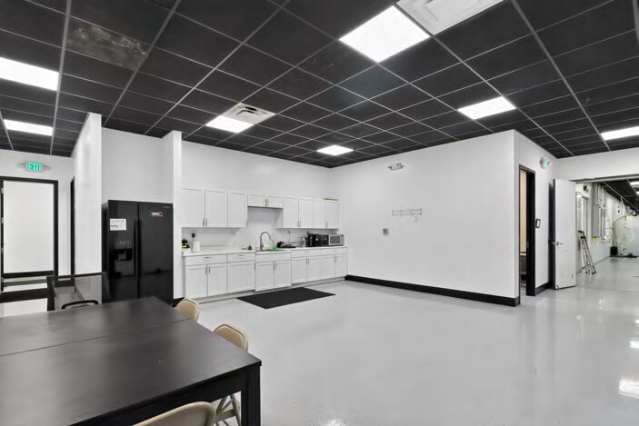 More Photos Of 683 Sheridan Rd, Jackson Specialty For Sale