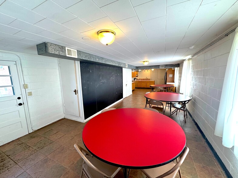 More Photos Of 155 Carrollton St, Waco Religious Facility For Sale