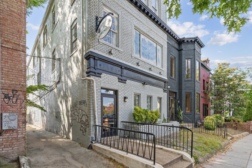 More Photos Of 1802 11th St NW, Washington Office For Lease