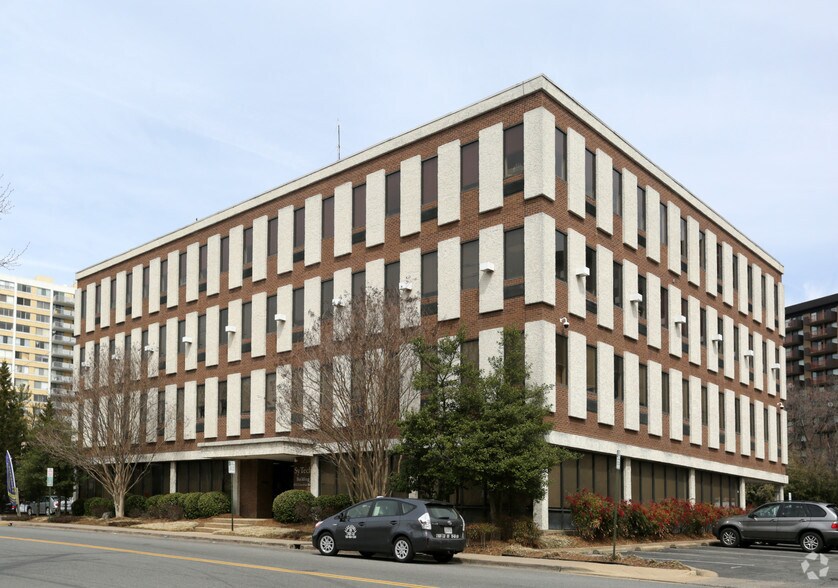 More Photos Of 6121 Lincolnia Rd, Alexandria Office For Lease