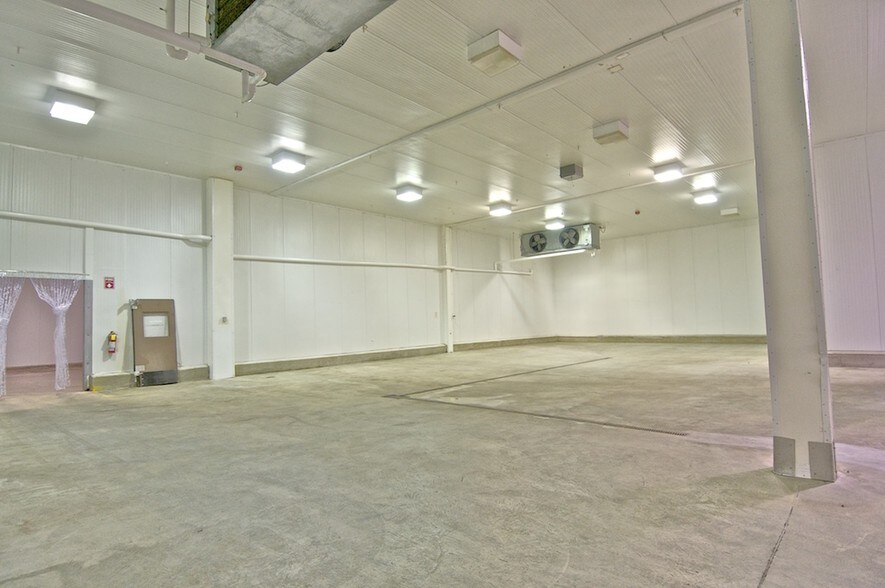 More Photos Of 81 Ingell St, Taunton Refrigeration Cold Storage For Sale