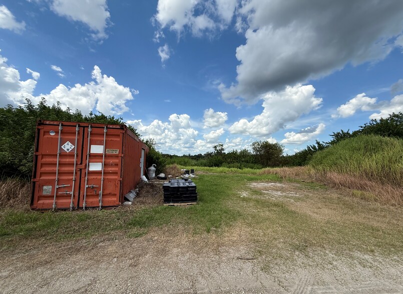 More Photos Of 0 Saluda Rd, Lakeland Land For Lease