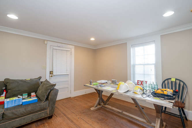More Photos Of 497 NW Kirk Rd, Marietta Office For Sale