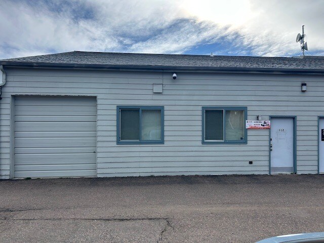 More Photos Of 19336 Goddard Ranch Ct, Morrison Light Manufacturing For Lease