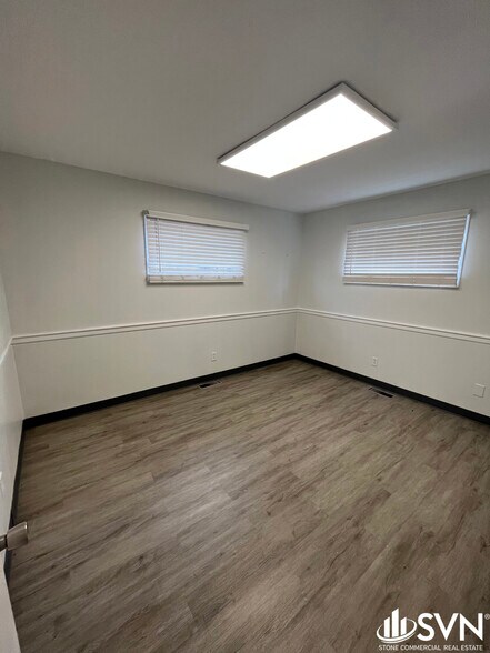 More Photos Of 2134 Nicholasville Rd, Lexington Medical For Sale