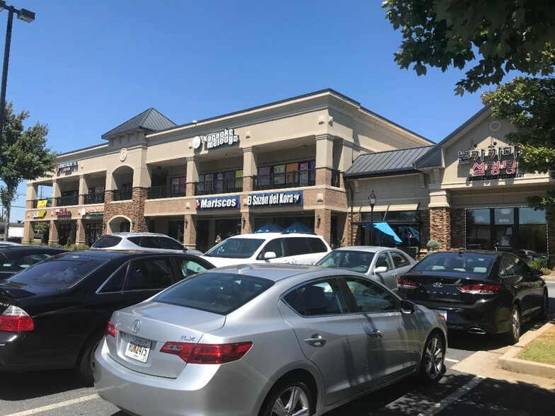 More Photos Of 7130 Buford Hwy, Atlanta Unknown For Lease