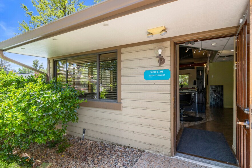 More Photos Of 1181 S Parker Rd, Denver Office For Sale
