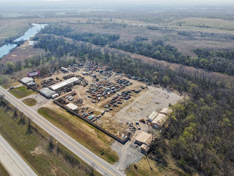 More Photos Of 23780 E Admiral Pl, Catoosa Service For Sale