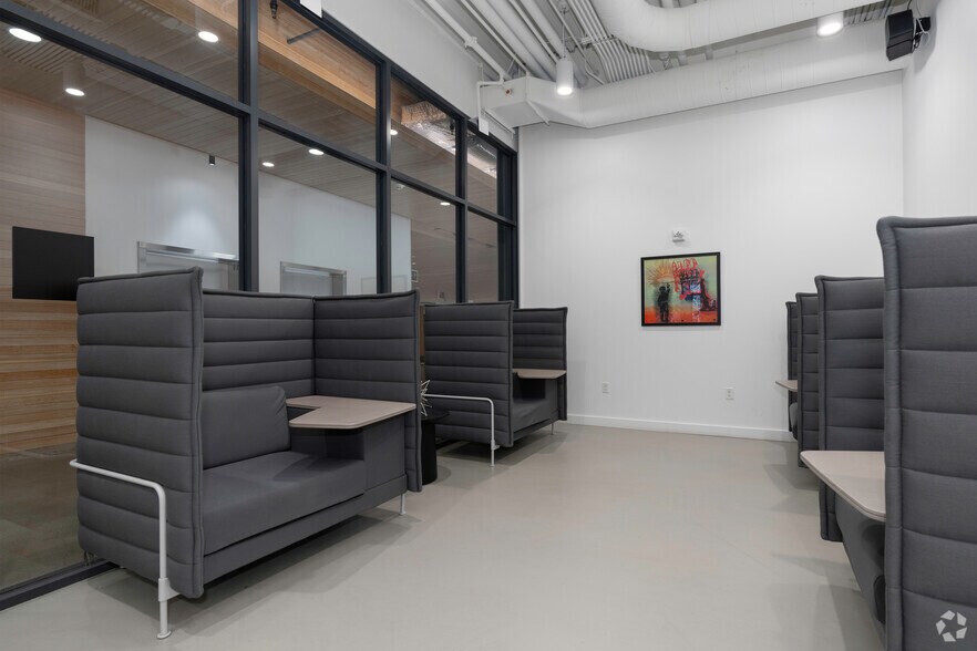 More Photos Of 2175 NW Raleigh St, Portland Coworking Space