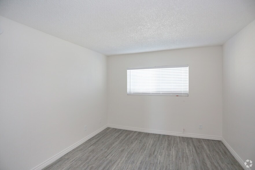 More Photos Of 3001 N 32nd St, Phoenix Apartments For Sale
