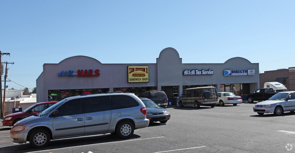 More Photos Of 115 E Blackstock Rd, Spartanburg General Retail For Lease