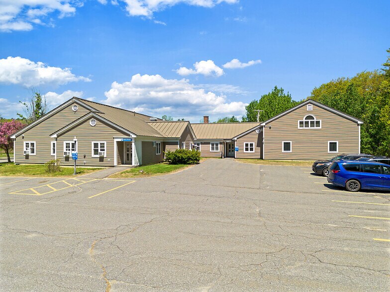 More Photos Of 24 Chase Ave, Waterville Office For Sale