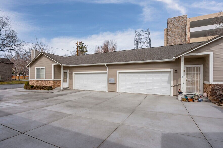 More Photos Of 701 S Nevada St, Carson City Apartments For Sale
