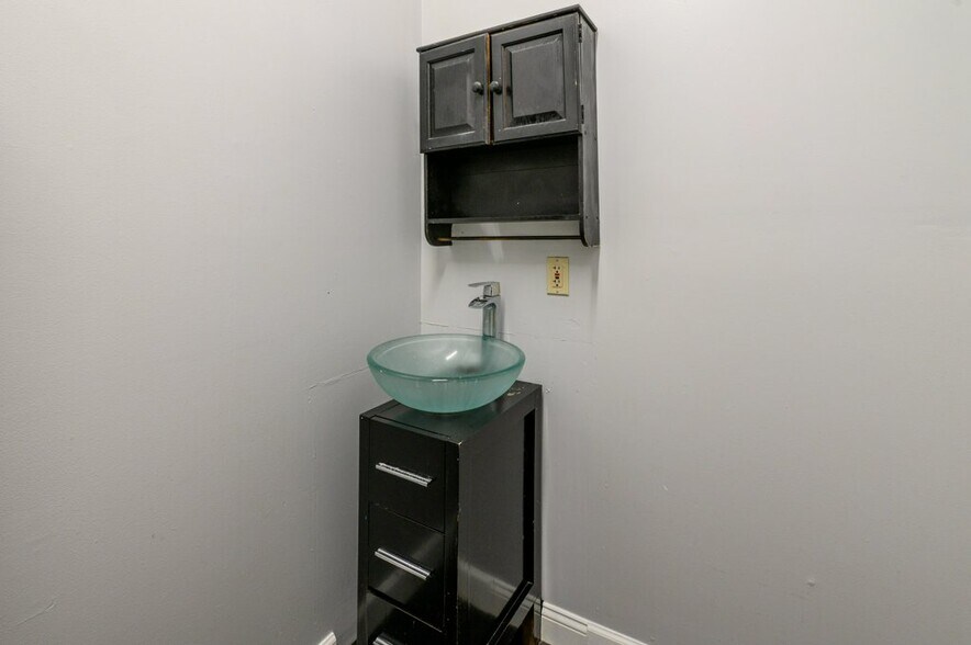 More Photos Of 464 Pratt Street Ext, Meriden Apartments For Sale