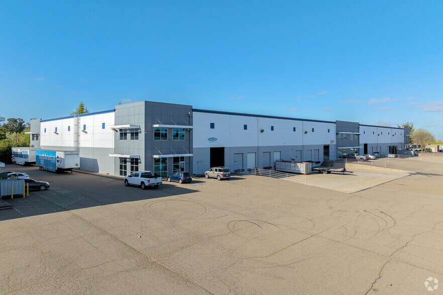 Primary Photo Of 3735 Cincinnati Ave, Rocklin Warehouse For Lease