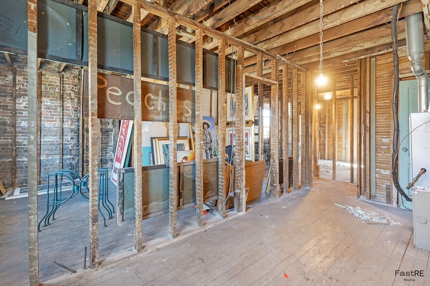 More Photos Of 13325 Olde Western Ave, Blue Island Restaurant For Sale