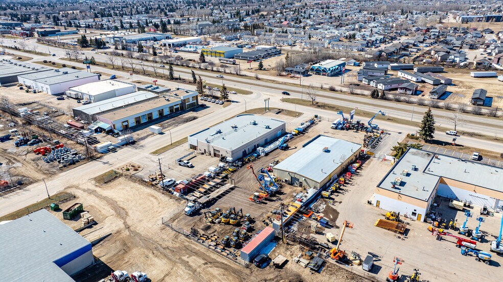 More Photos Of 7895 50 Av, Red Deer Warehouse For Sale