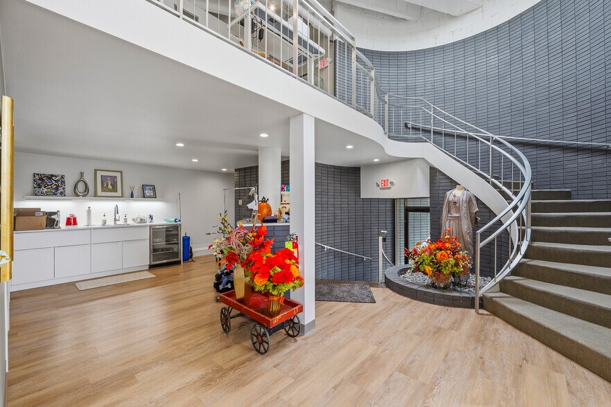 More Photos Of 125 Watson St, Ripon General Retail For Sale