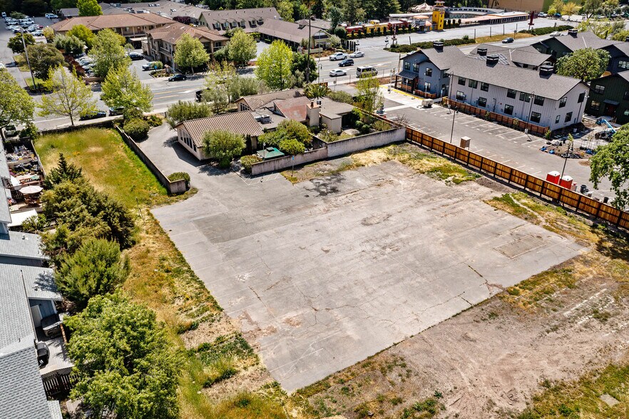 More Photos Of 1247 Broadway, Sonoma Office Residential For Lease