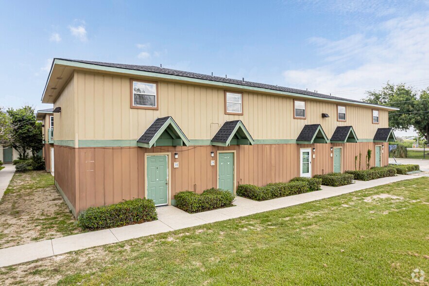 More Photos Of 4848 Pontchartrain Dr, Slidell Apartments For Sale