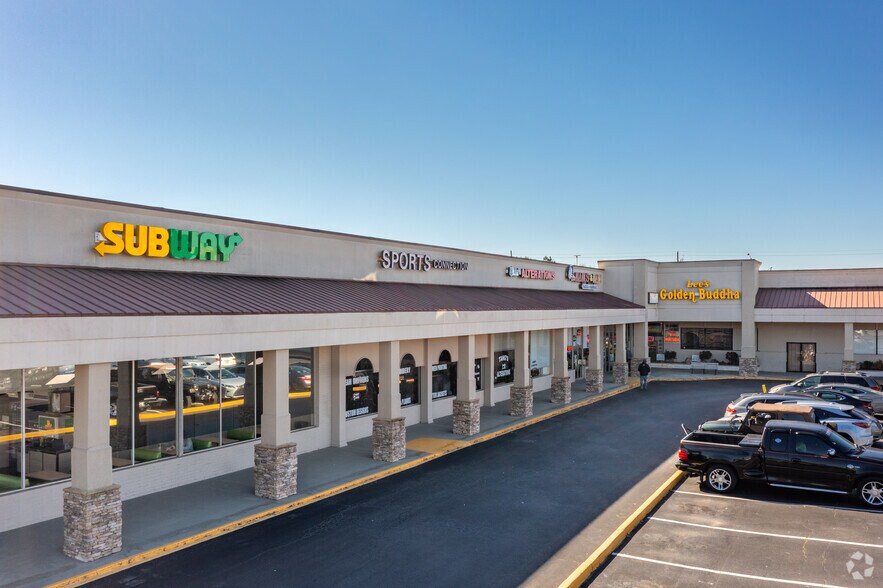 More Photos Of 4300 Buford Dr NE, Buford Storefront For Lease