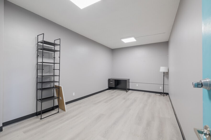 More Photos Of 24248 Crenshaw Blvd, Torrance Office For Lease