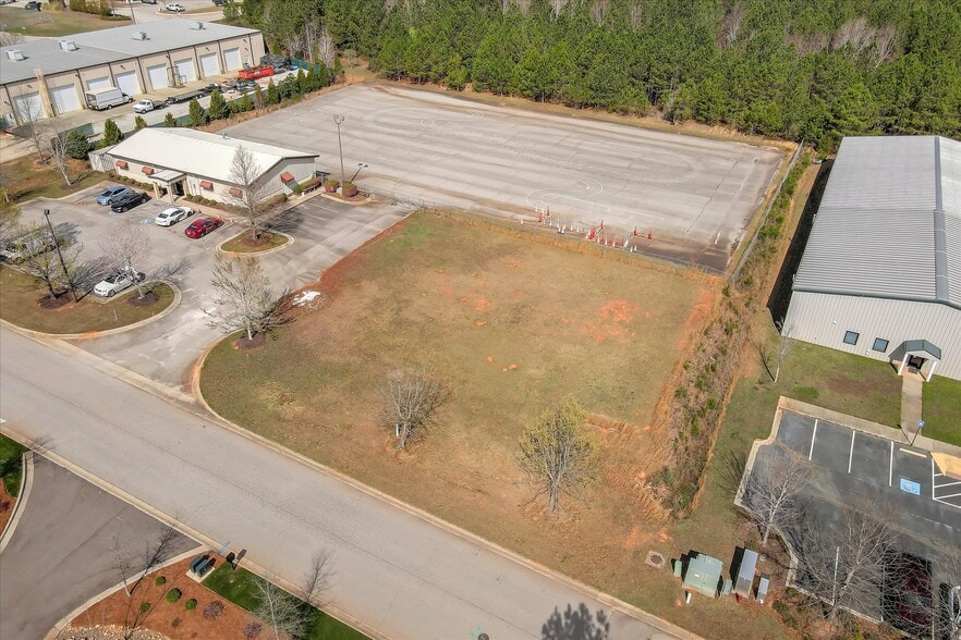 More Photos Of 1950 International Ct, Grovetown Office For Sale