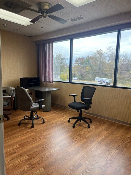 More Photos Of 13934 Baltimore Ave, Laurel Medical For Sale