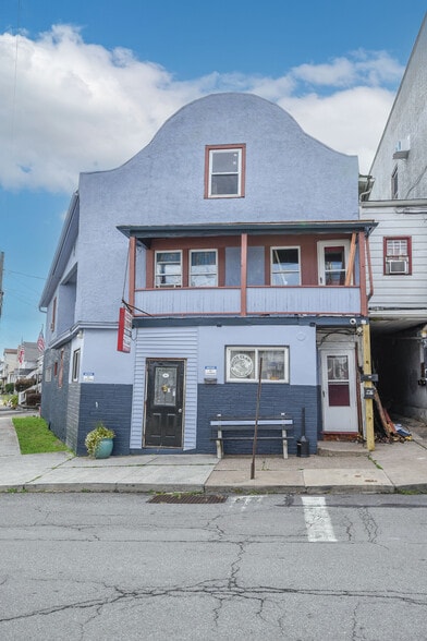 More Photos Of 501 Chestnut St, Dunmore Storefront Retail Residential For Sale