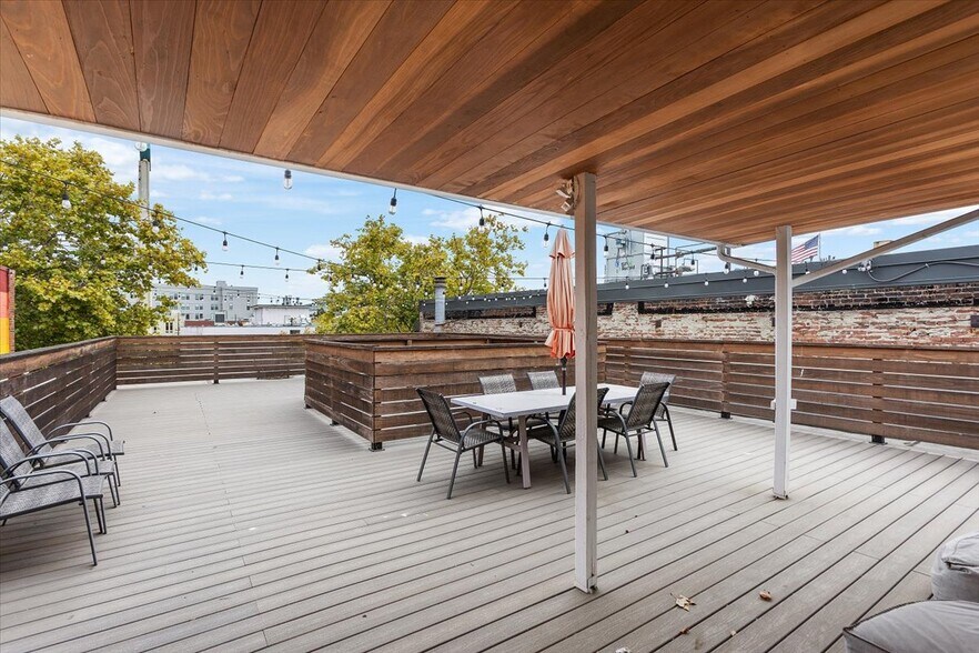 More Photos Of 111 Broadway, Oakland Office For Sale