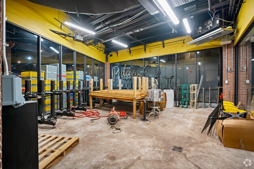 More Photos Of 1350 Okie St NE, Washington Restaurant For Sale